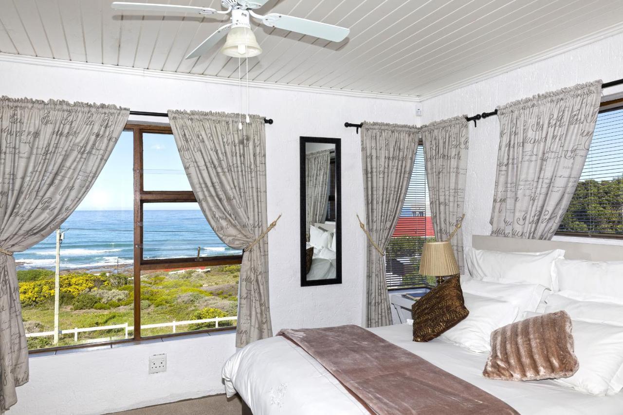 Oceanview Guesthouse Struisbaai Ngoại thất bức ảnh